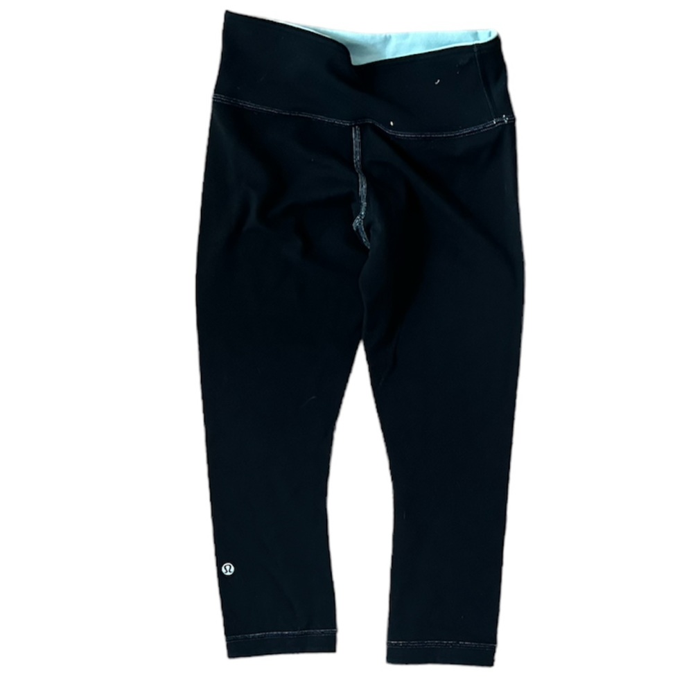 LULULEMON Crop Reversible Leggings Size 4